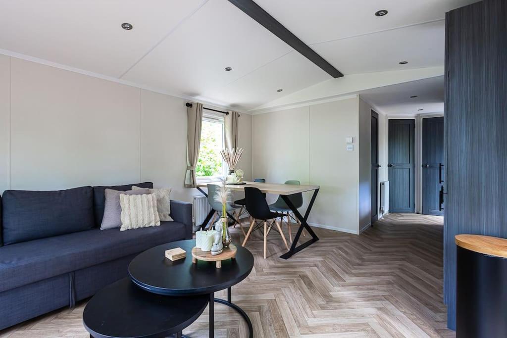 נונספייט Prachtig Chalet In De Bossen מראה חיצוני תמונה